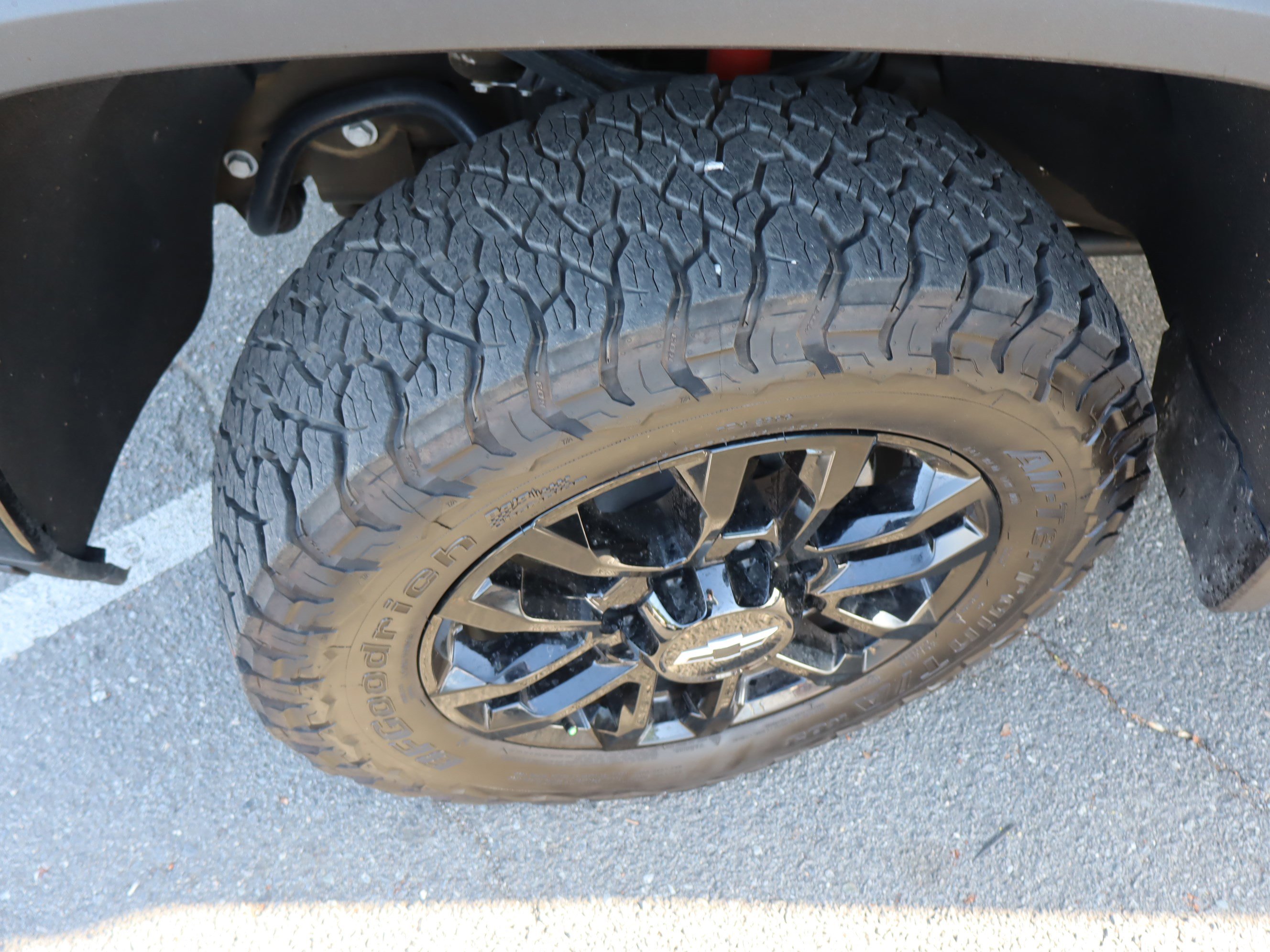 Used 2025 Chevrolet Silverado 2500 LTZ w/ LTZ Plus Package AWD/4WD image 41