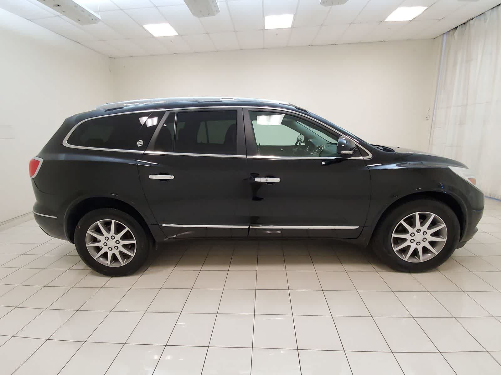 Used 2017 Buick Enclave Leather FWD image 27