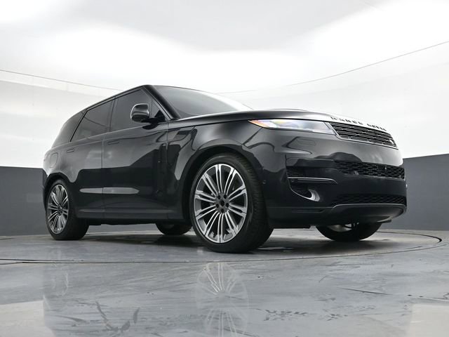 Used 2024 Land Rover Range Rover Sport SE image 29