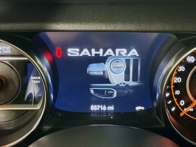 Used 2019 Jeep Wrangler Unlimited Sahara w/ Uconnect 4C Nav & Sound Group AWD/4WD image 12