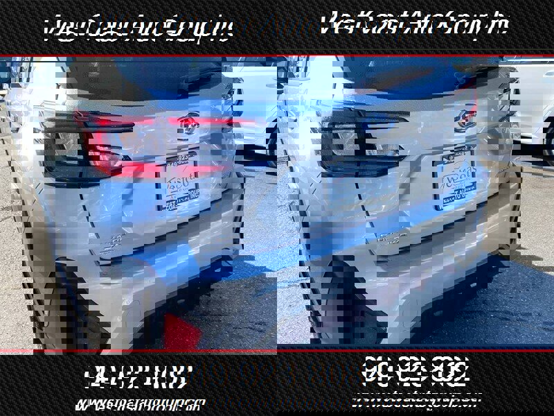 Used 2025 Subaru Crosstrek 2.0i image 5