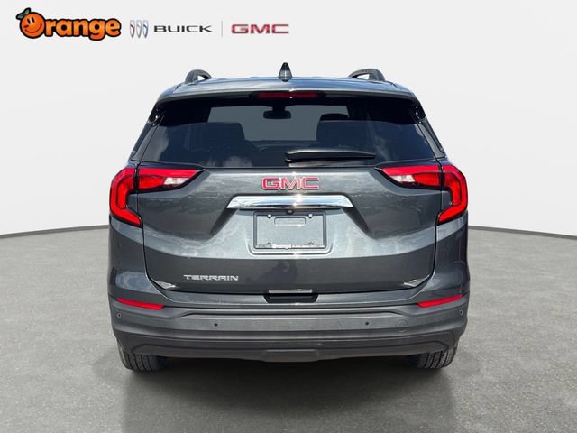 Used 2020 GMC Terrain SLE w/ Driver Convenience Package FWD image 4
