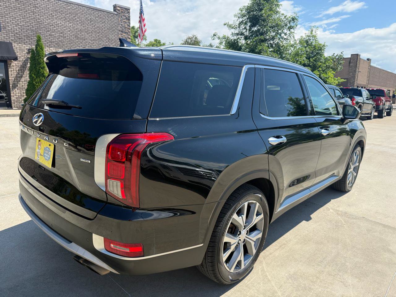 Used 2021 Hyundai Palisade SEL w/ Premium Package AWD/4WD image 4