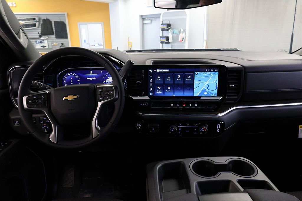 New 2026 Chevrolet Silverado 2500 LT w/ Snow Plow Prep/Camper Package AWD/4WD image 11
