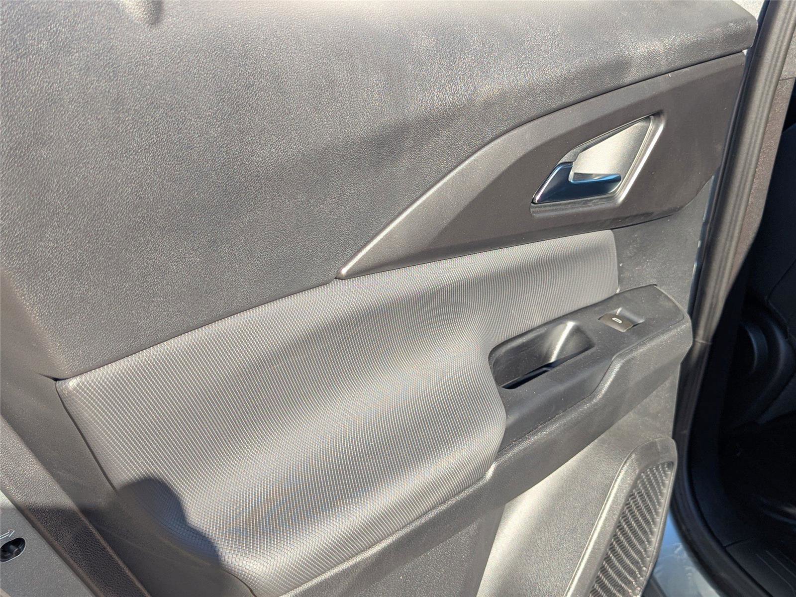 New 2026 Chevrolet Equinox EV LT w/ LPO, All-Weather Mat Package image 11