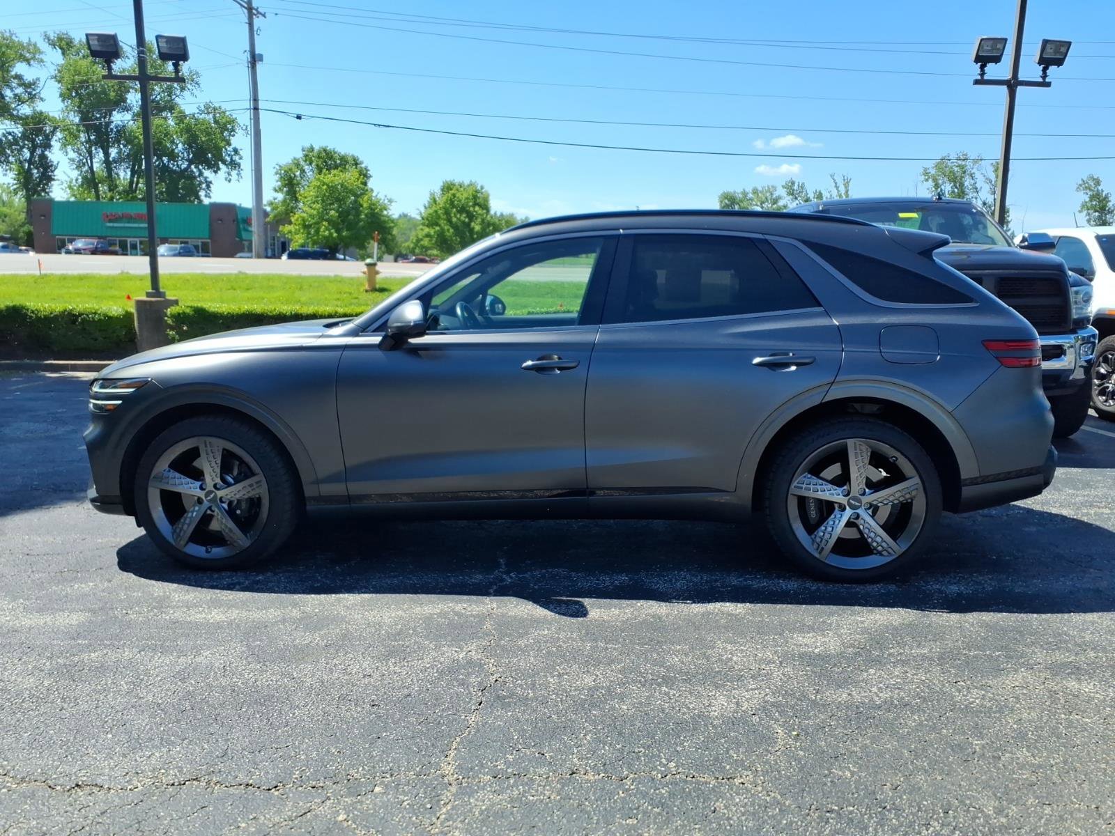Used 2024 Genesis GV70 3.5T Sport w/ Sport Advanced Package AWD/4WD image 5