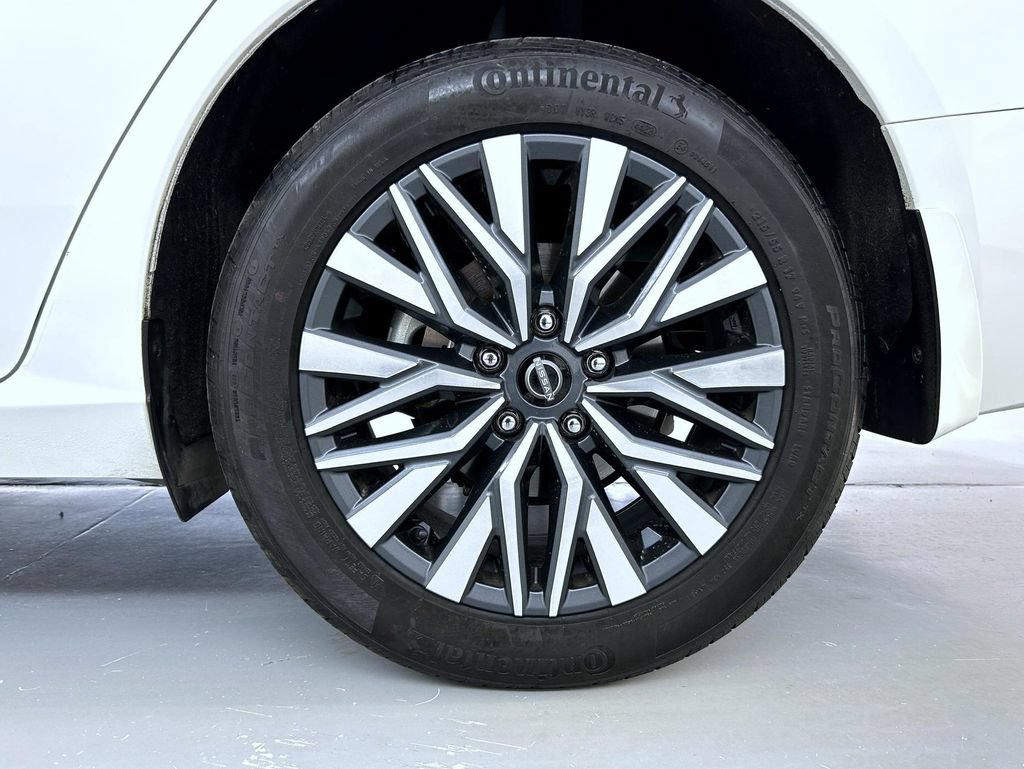 Used 2024 Nissan Altima 2.5 SV AWD/4WD image 23