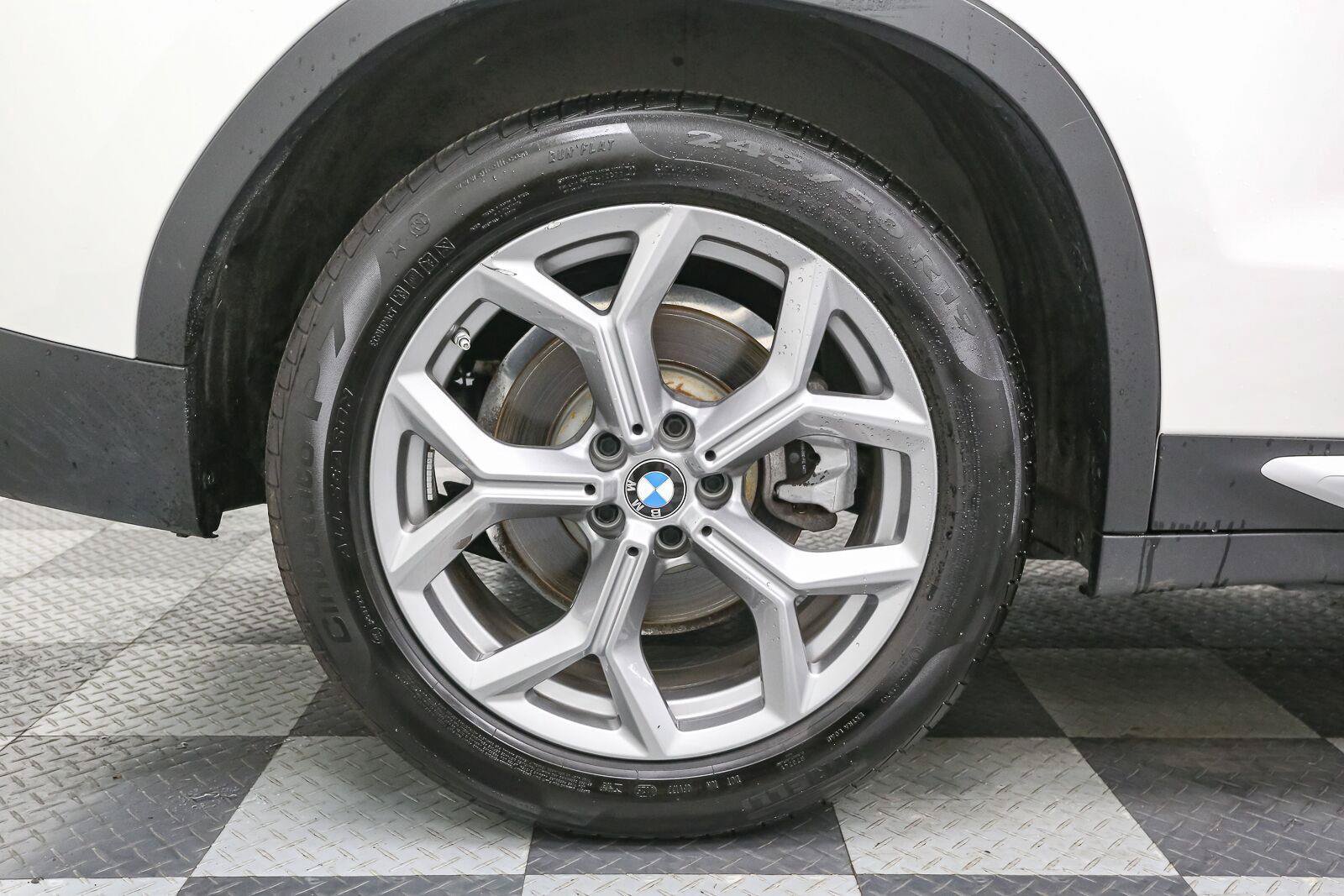 Used 2024 BMW X3 xDrive30i AWD/4WD image 17