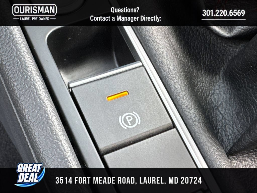 Used 2025 Volkswagen Jetta GLI Autobahn FWD image 27