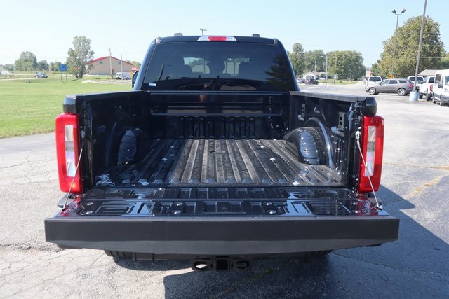 New 2026 Ford F250 XLT w/ FX4 Off-Road Package image 24
