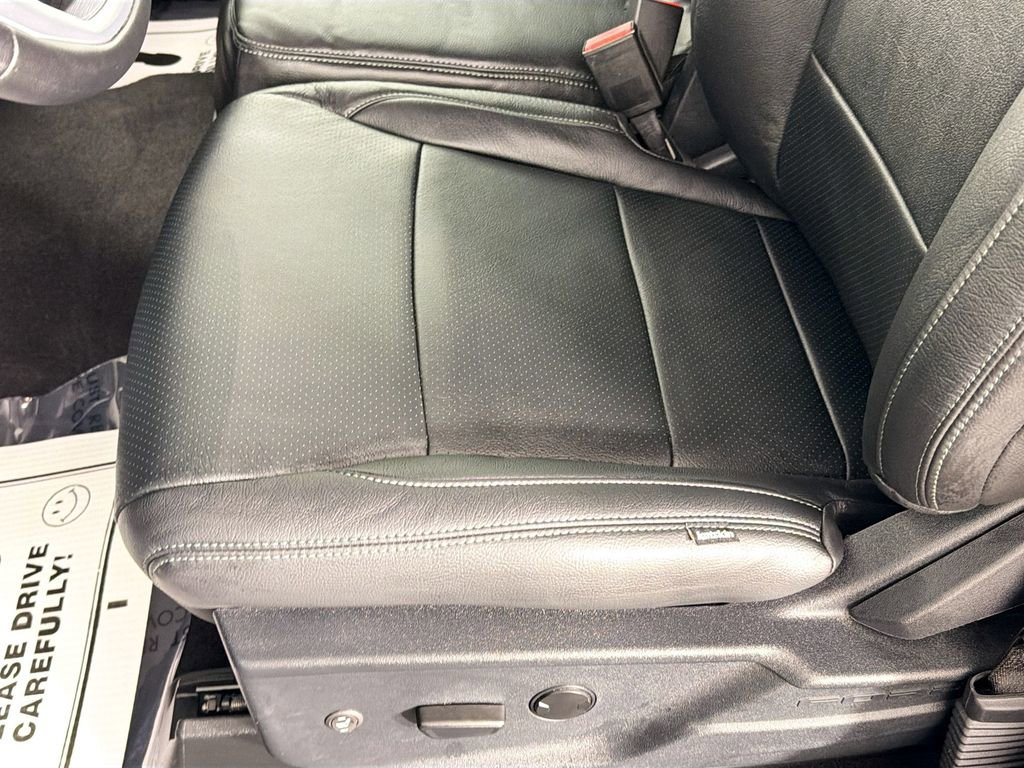 Used 2025 Ford F150 XLT w/ Equipment Group 301A Standard image 18