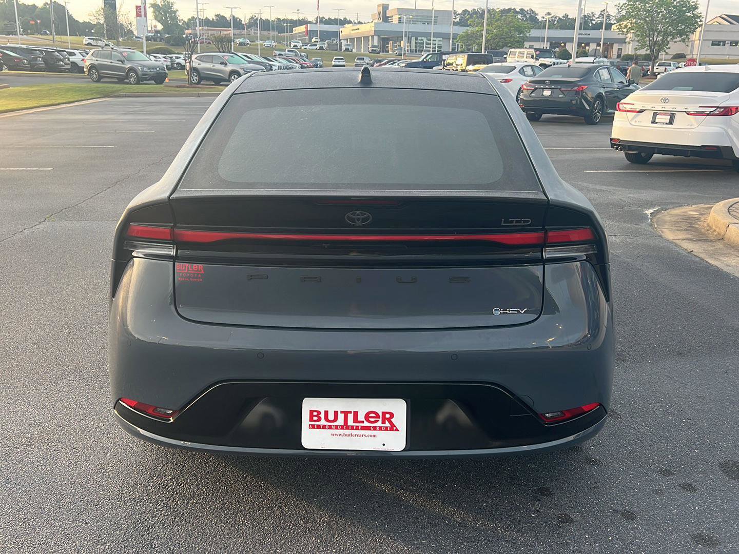 Used 2024 Toyota Prius Limited image 5