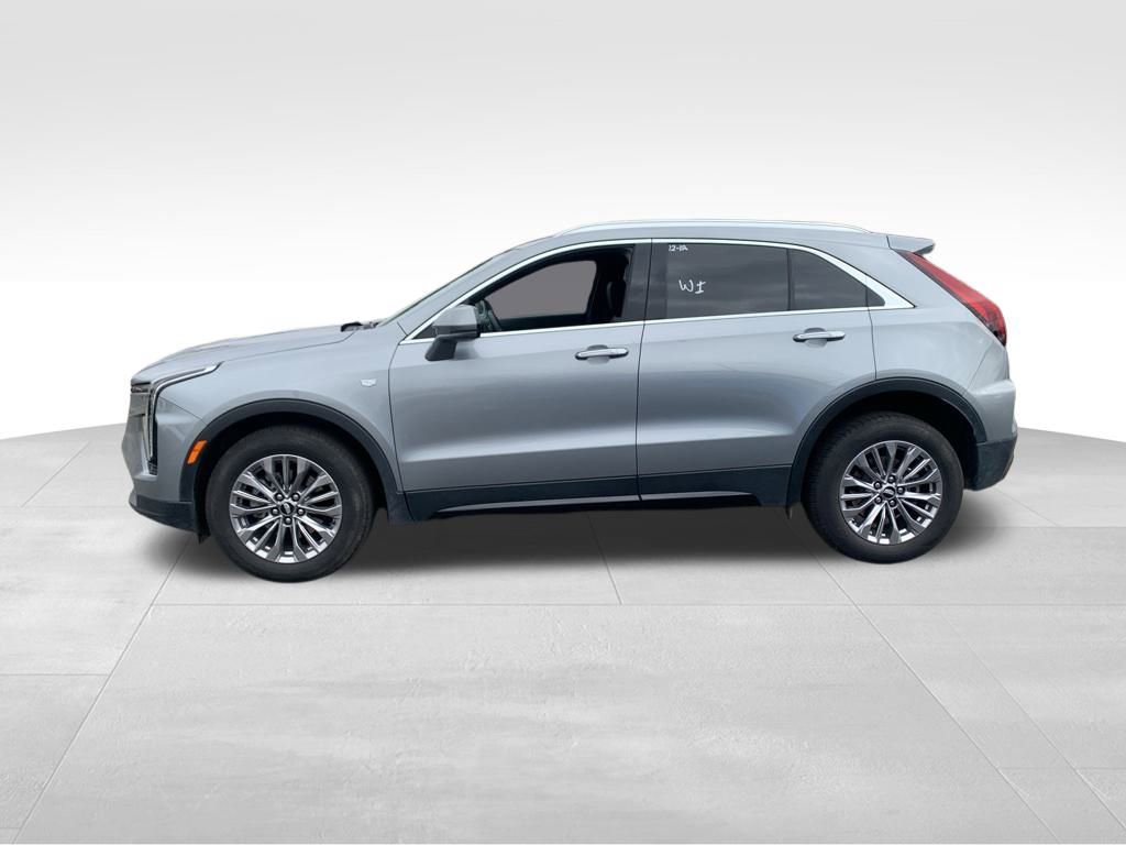 Used 2024 Cadillac XT4 Premium Luxury image 9