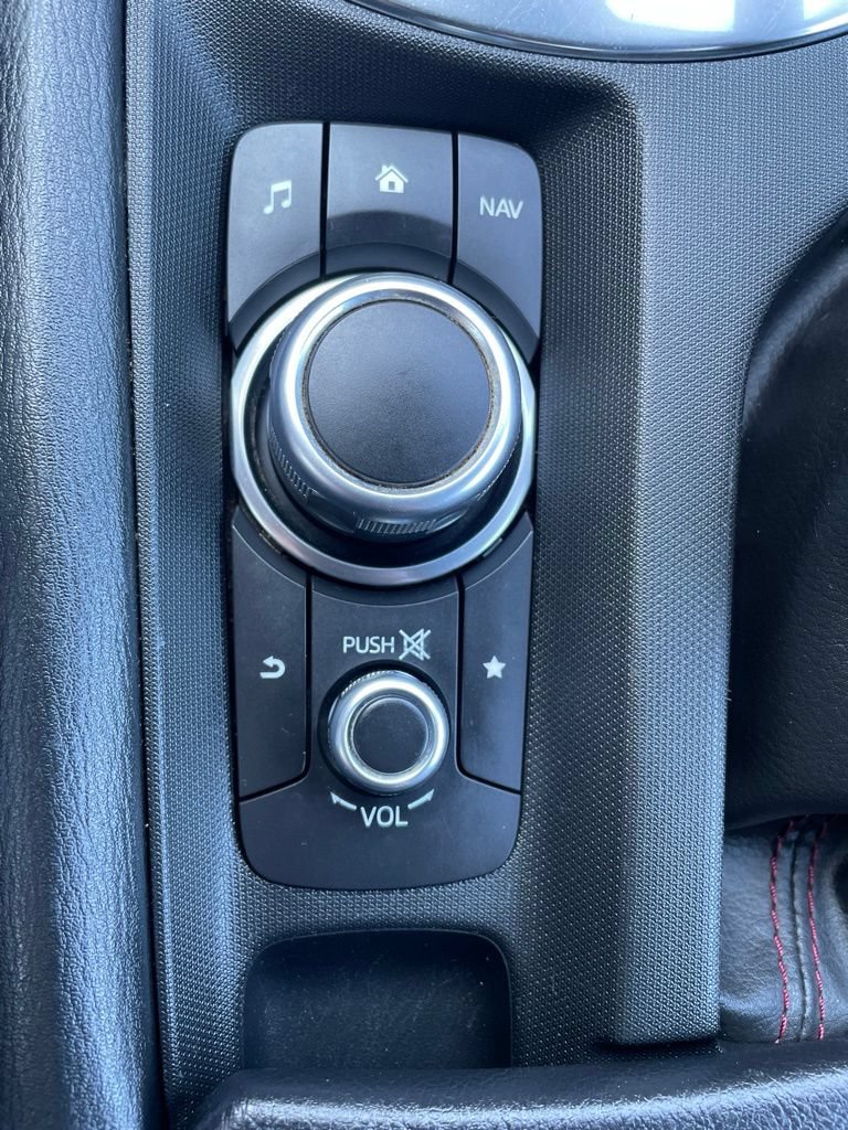 Used 2019 MAZDA MX-5 Miata RF Grand Touring w/ GT-S Package RWD image 14