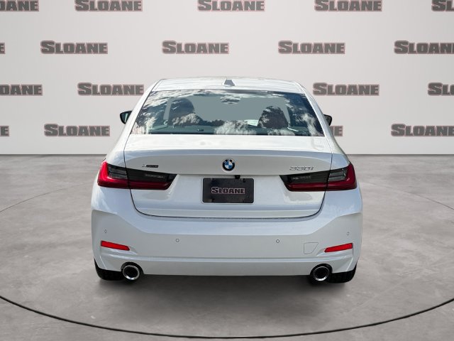 New 2026 BMW 330i xDrive Sedan w/ Premium Package AWD/4WD image 4