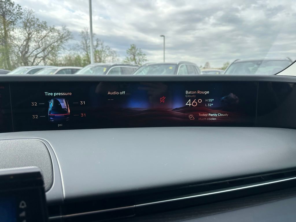 Used 2025 Lincoln Nautilus Reserve image 19