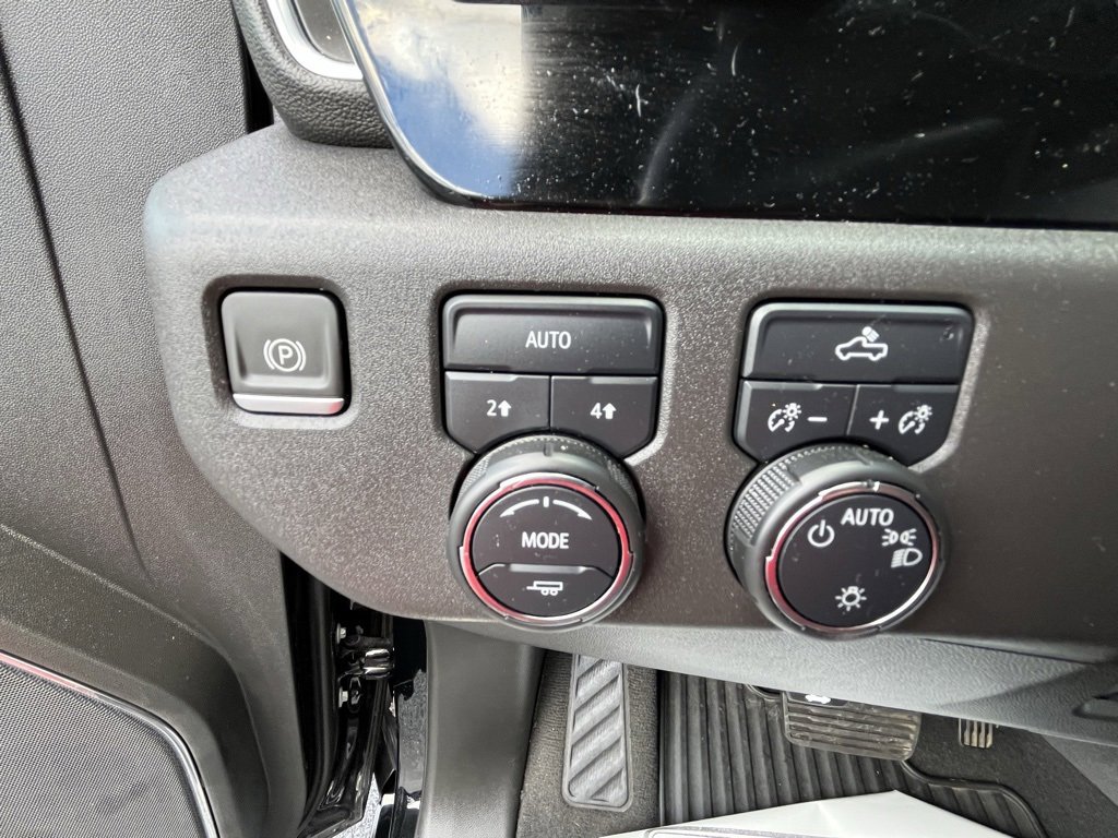 Used 2023 Chevrolet Silverado 1500 LT image 5