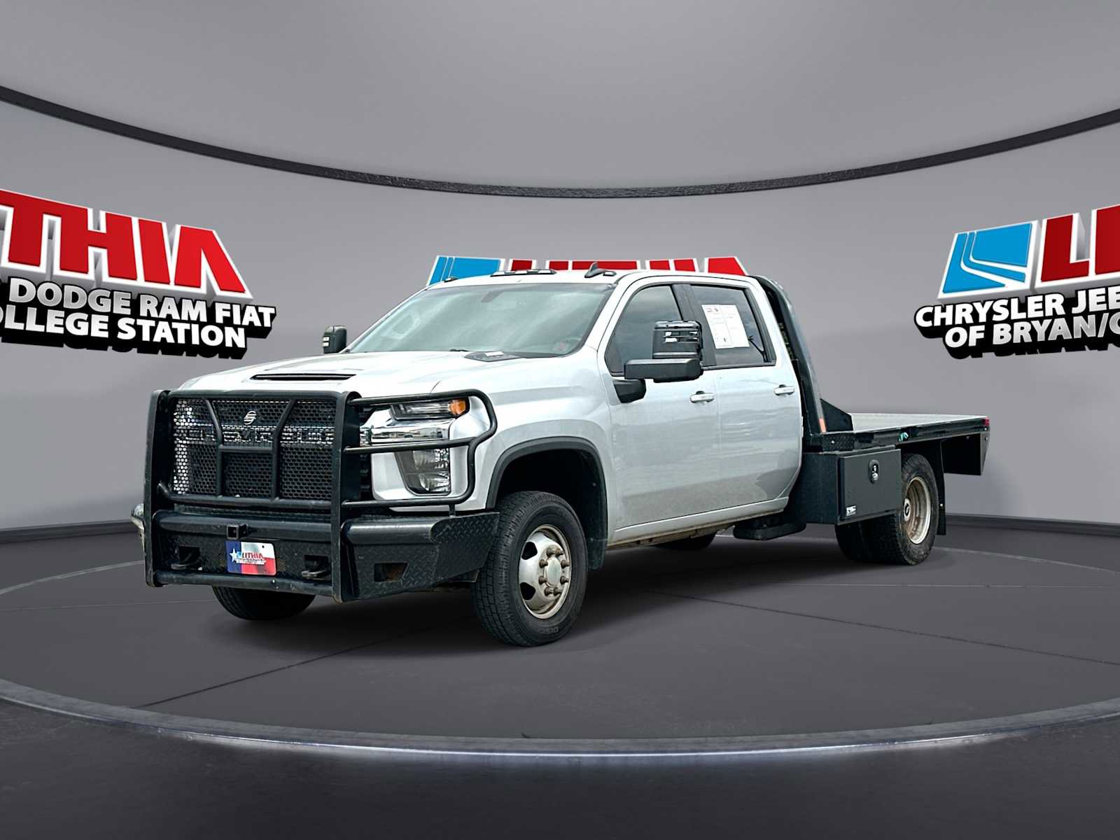 Used 2022 Chevrolet Silverado 3500 LT w/ Convenience Package AWD/4WD image 1