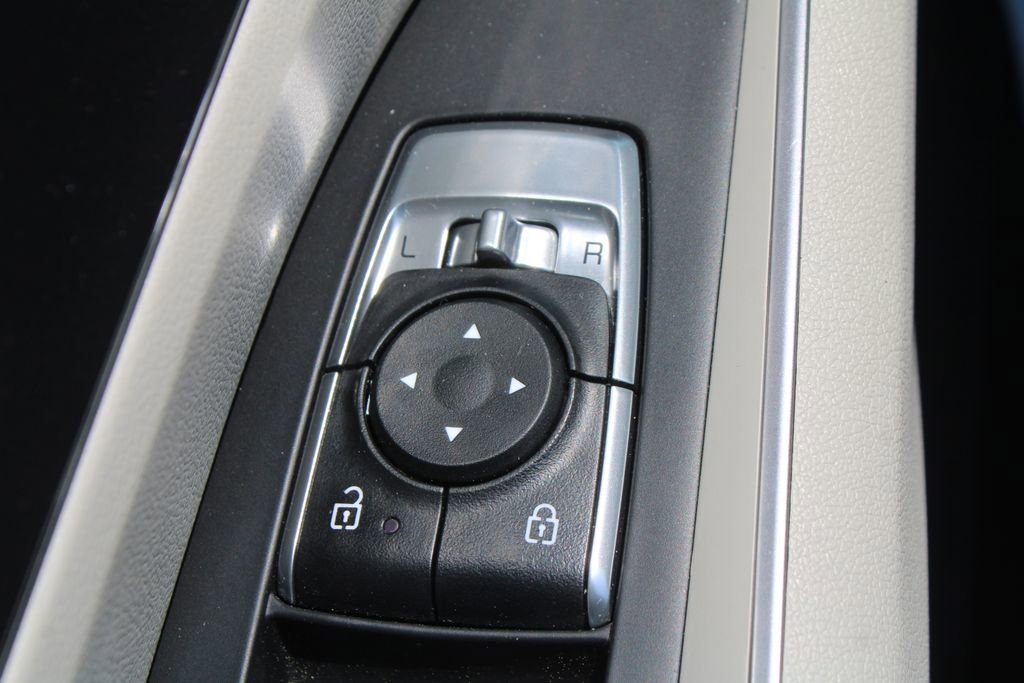Certified 2025 Kia Sorento S w/ Panoramic Sunroof Package FWD image 21