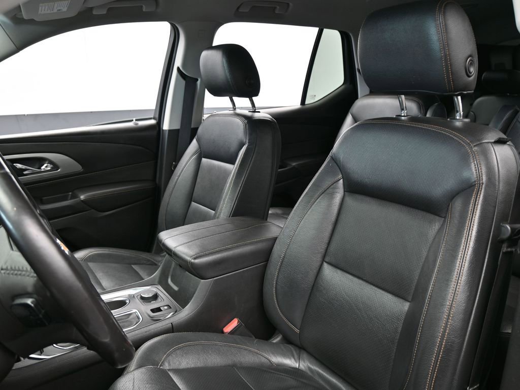 Used 2018 Chevrolet Traverse LT image 10