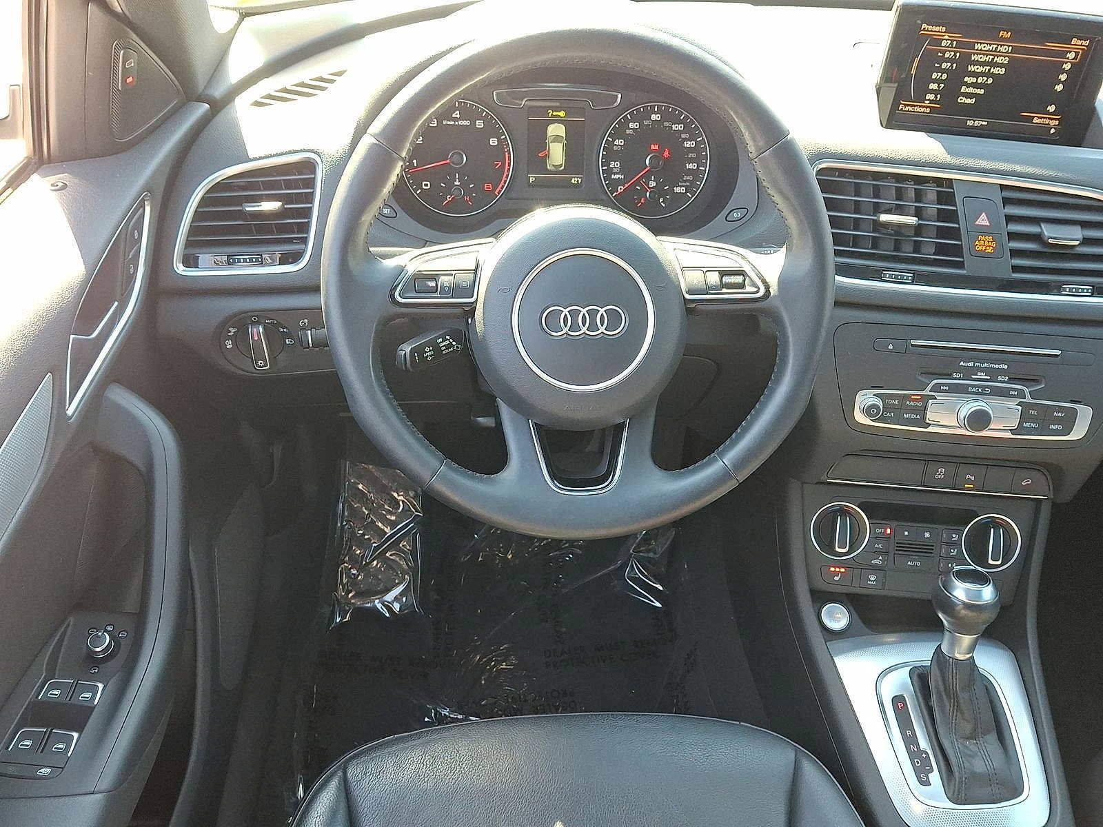 Used 2018 Audi Q3 2.0T Premium Plus w/ Premium Plus Package image 21