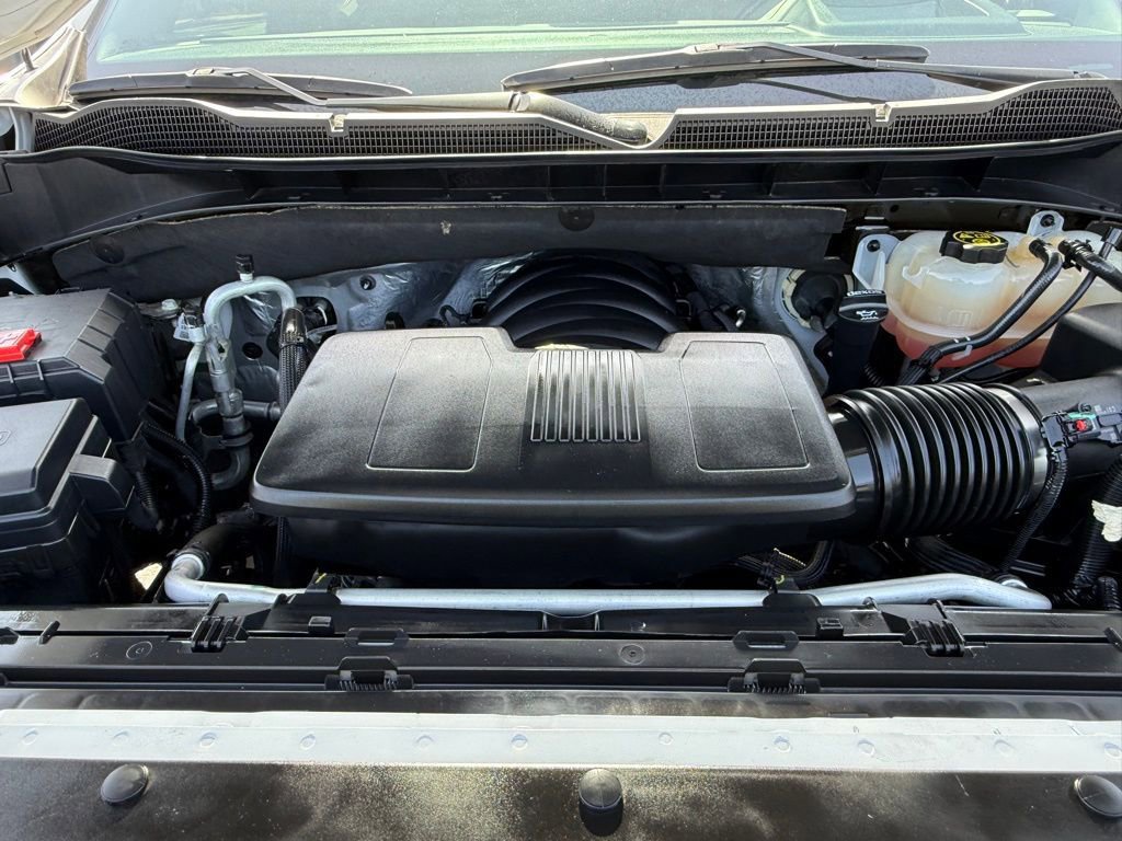 Used 2022 Chevrolet Silverado 1500 ZR2 w/ Technology Package image 33