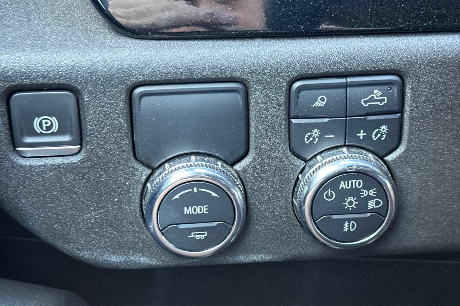 Used 2025 GMC Sierra 1500 SLT RWD image 38