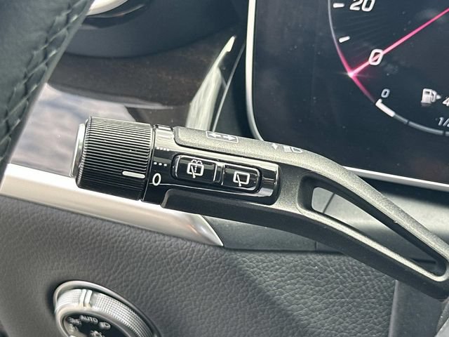 Used 2023 Mercedes-Benz GLC 300 4MATIC image 9