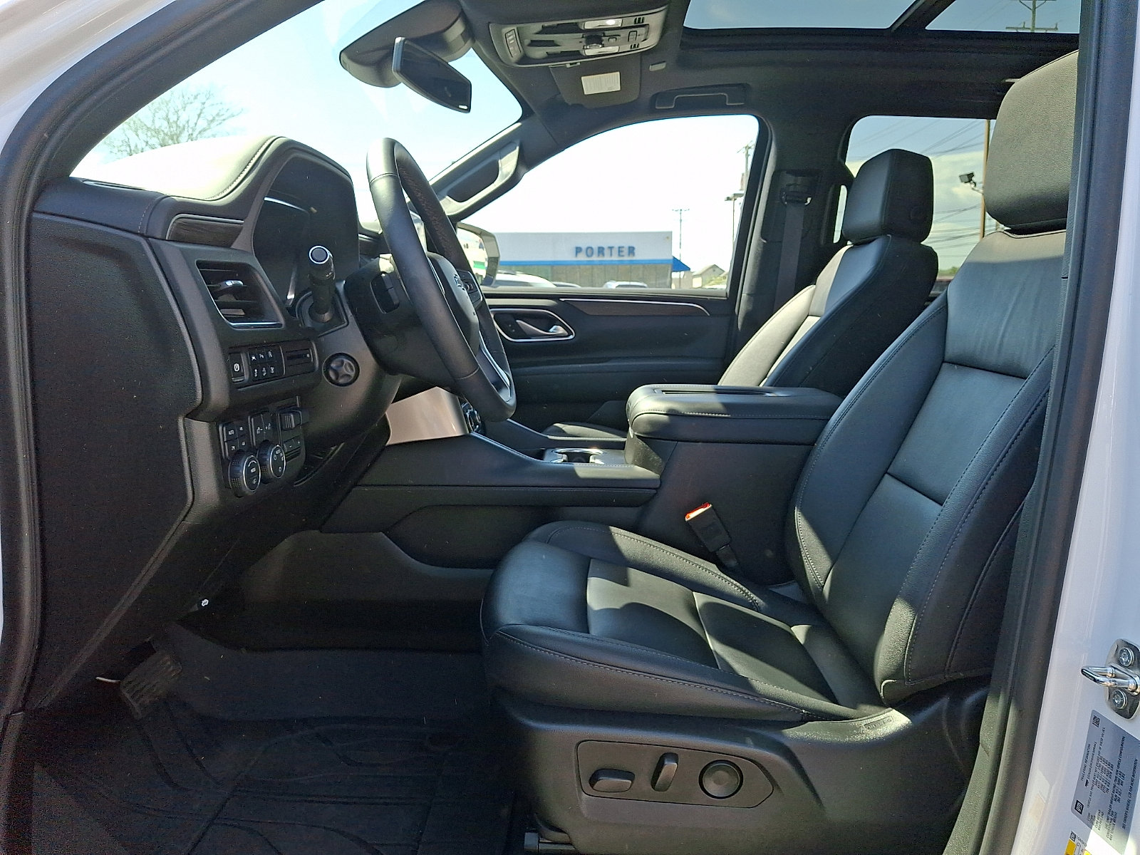 Certified 2024 Chevrolet Suburban Z71 w/ Z71 Off-Road Package AWD/4WD image 14
