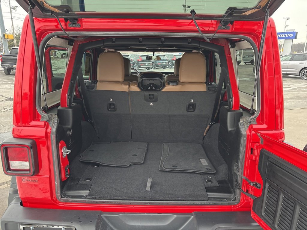 Used 2021 Jeep Wrangler Unlimited Rubicon w/ Cold Weather Group image 40