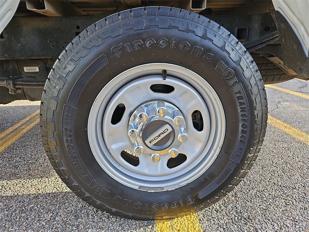 Used 2023 Ford F250 XL w/ XL Chrome Package image 29