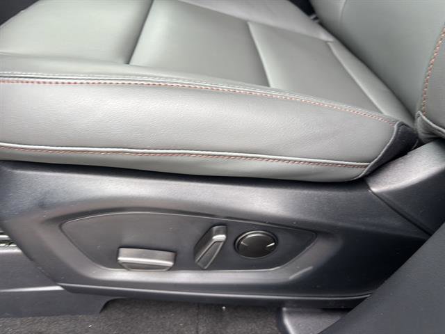 New 2026 Ford Explorer Active w/ Active Comfort Package image 11