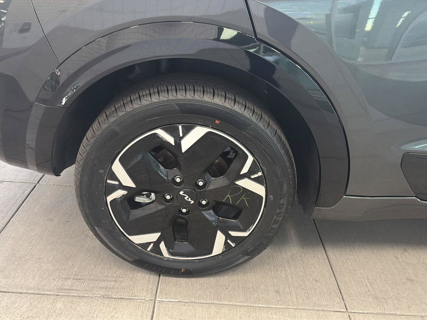 Used 2024 Kia Niro Wind FWD image 11
