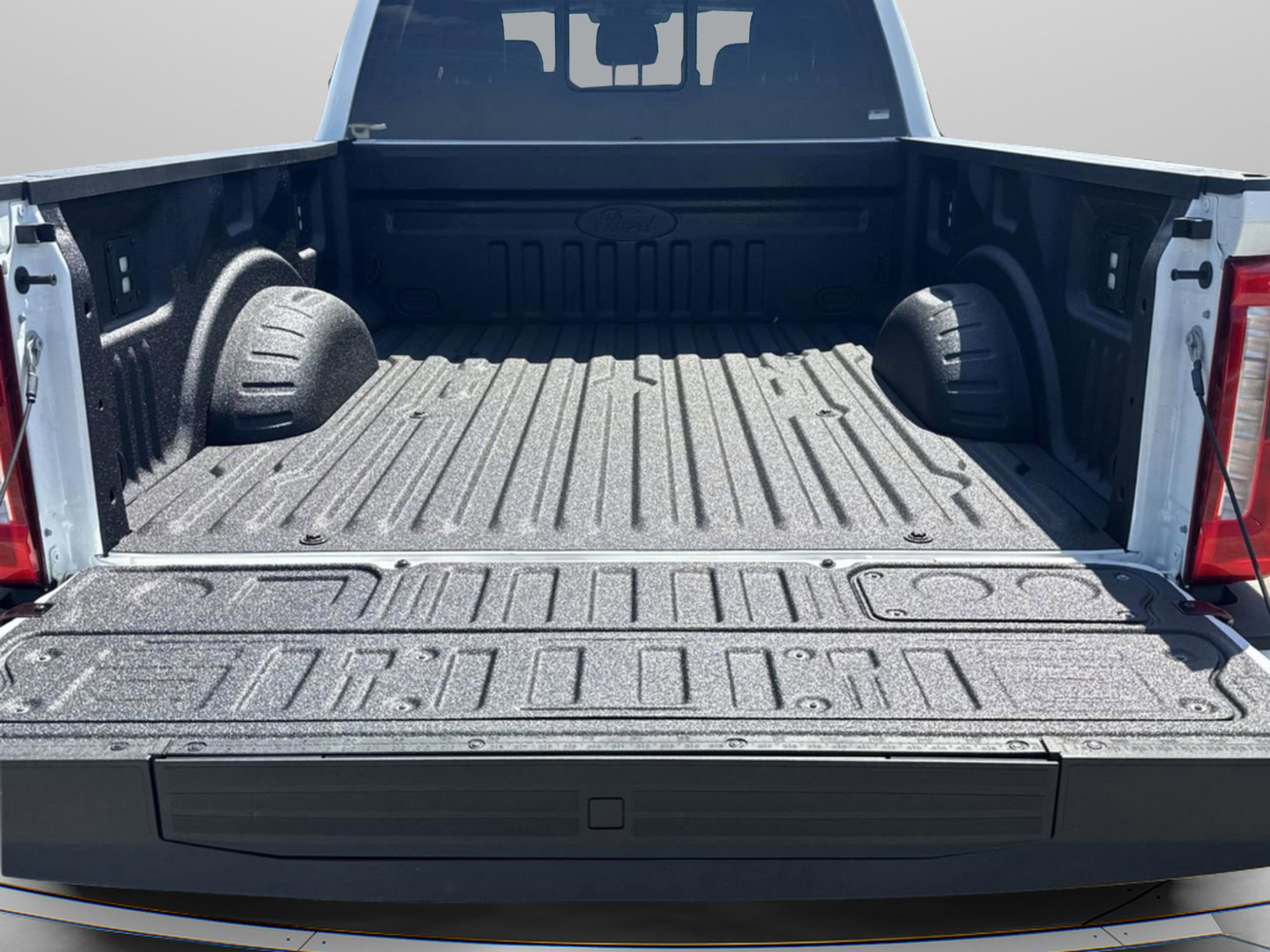 New 2025 Ford F250 Lariat w/ Lariat Ultimate Package image 78