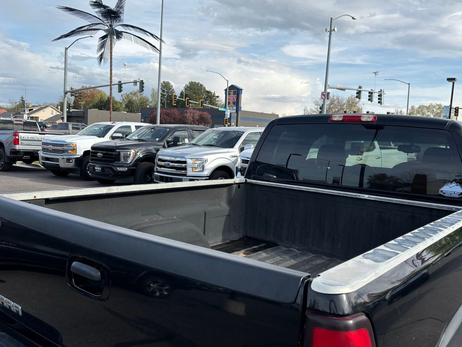 Used 2004 GMC Sierra 1500 SLE w/ Safe And Sound Package image 10