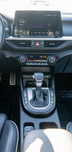 Used 2023 Kia Forte GT-Line w/ GT-Line Premium Package image 15