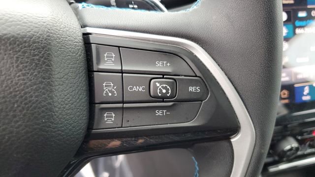 Certified 2022 Jeep Grand Cherokee Trailhawk w/ Advanced Protech Group II image 16