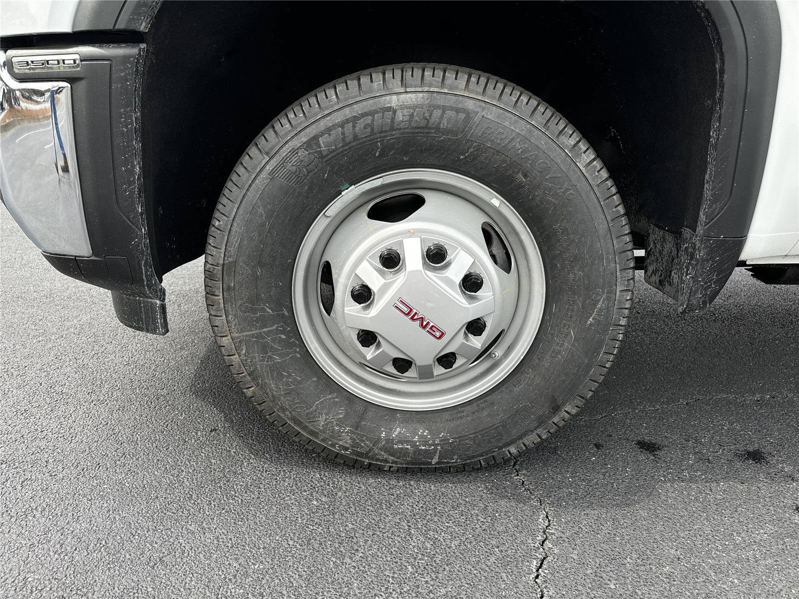New 2025 GMC Sierra 3500 Pro w/ Convenience Package RWD image 10