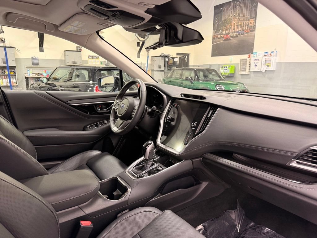 Used 2023 Subaru Outback Touring XT AWD/4WD image 28