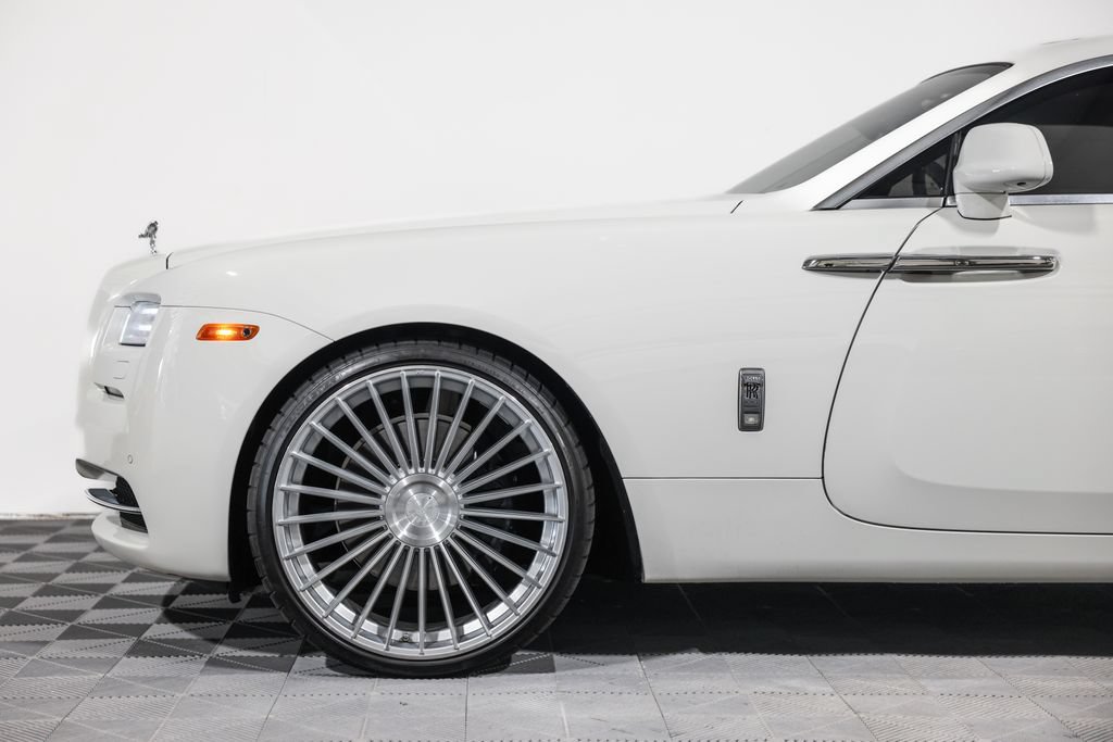 Used 2014 Rolls-Royce Wraith RWD image 14