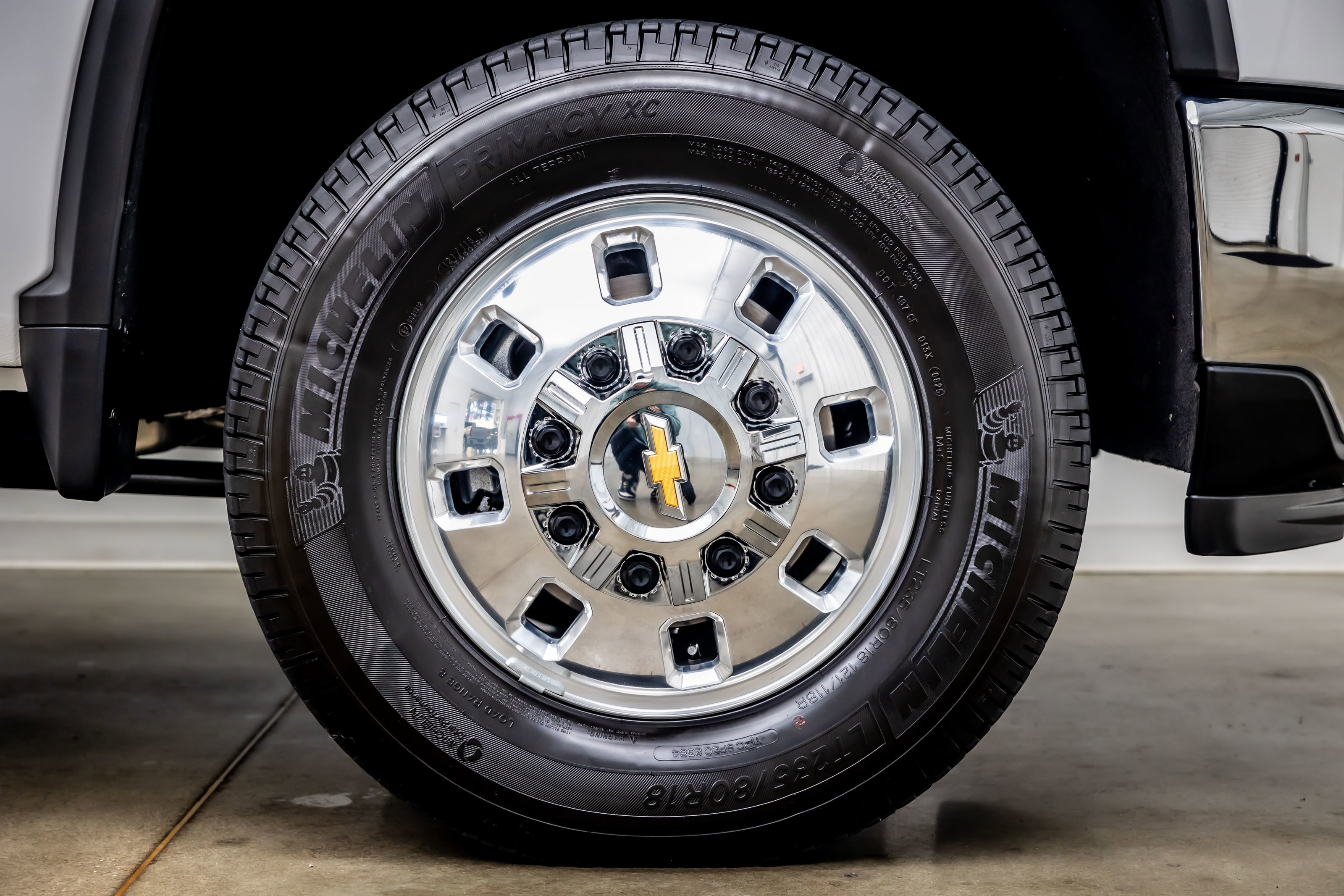 Used 2024 Chevrolet Silverado 3500 LTZ w/ LTZ Plus Package AWD/4WD image 40