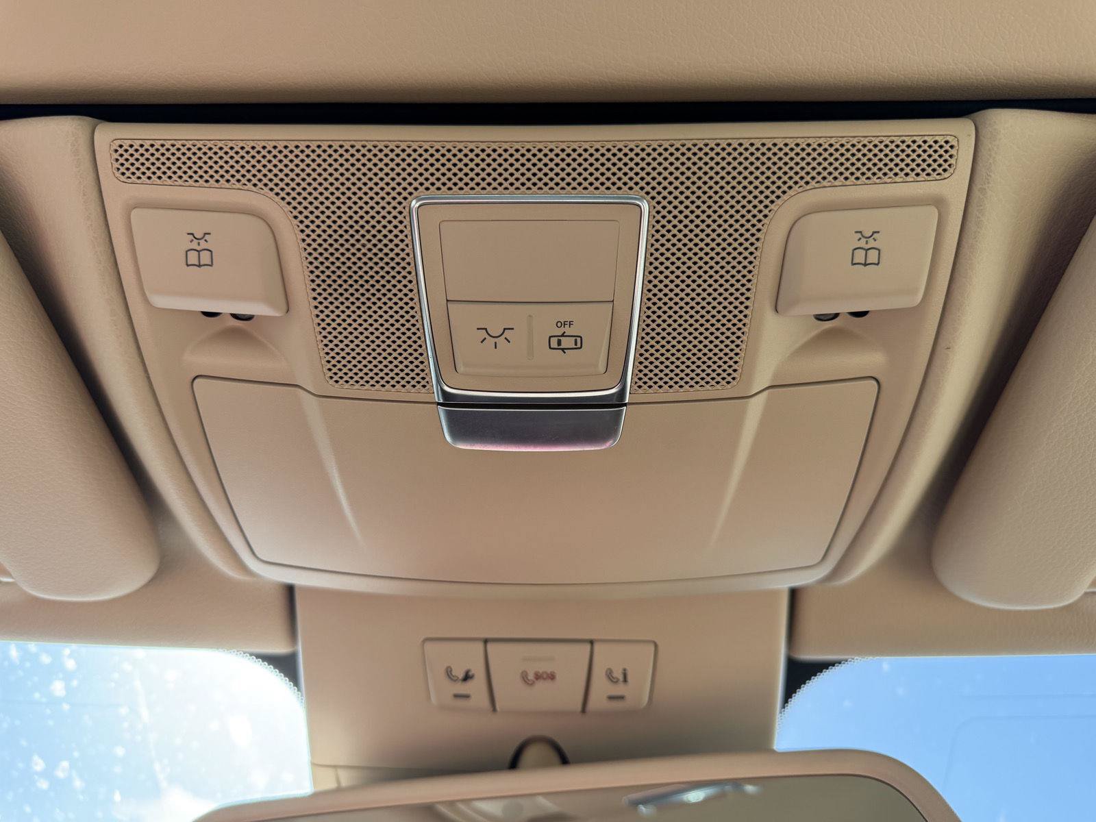 Used 2014 Mercedes-Benz SL 550 image 12