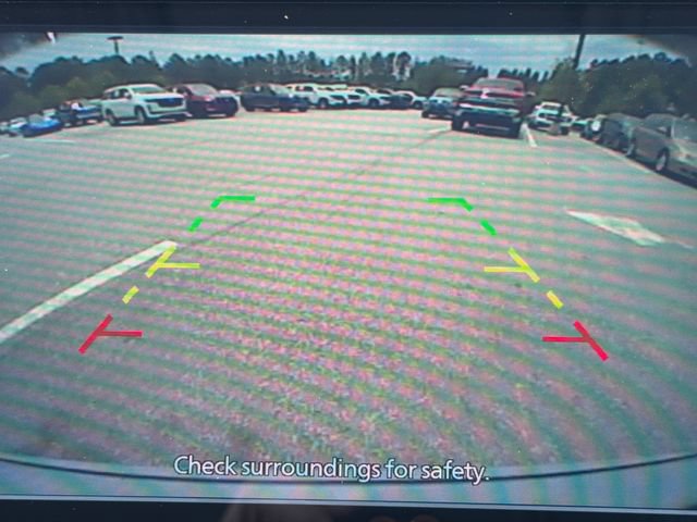 Used 2021 Nissan Kicks SV FWD image 29