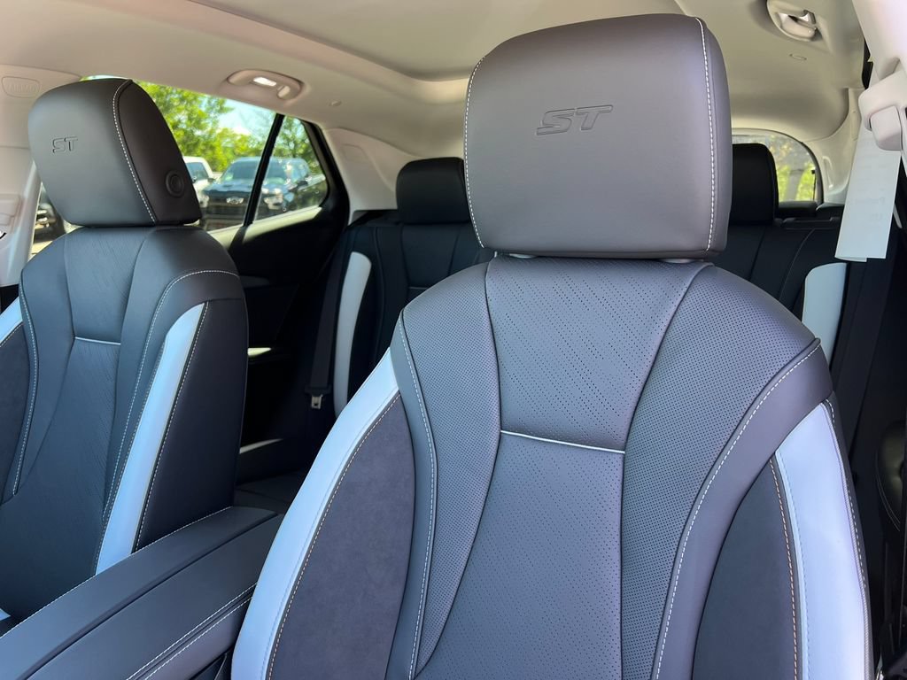 New 2026 Buick Envision Sport Touring AWD/4WD image 12