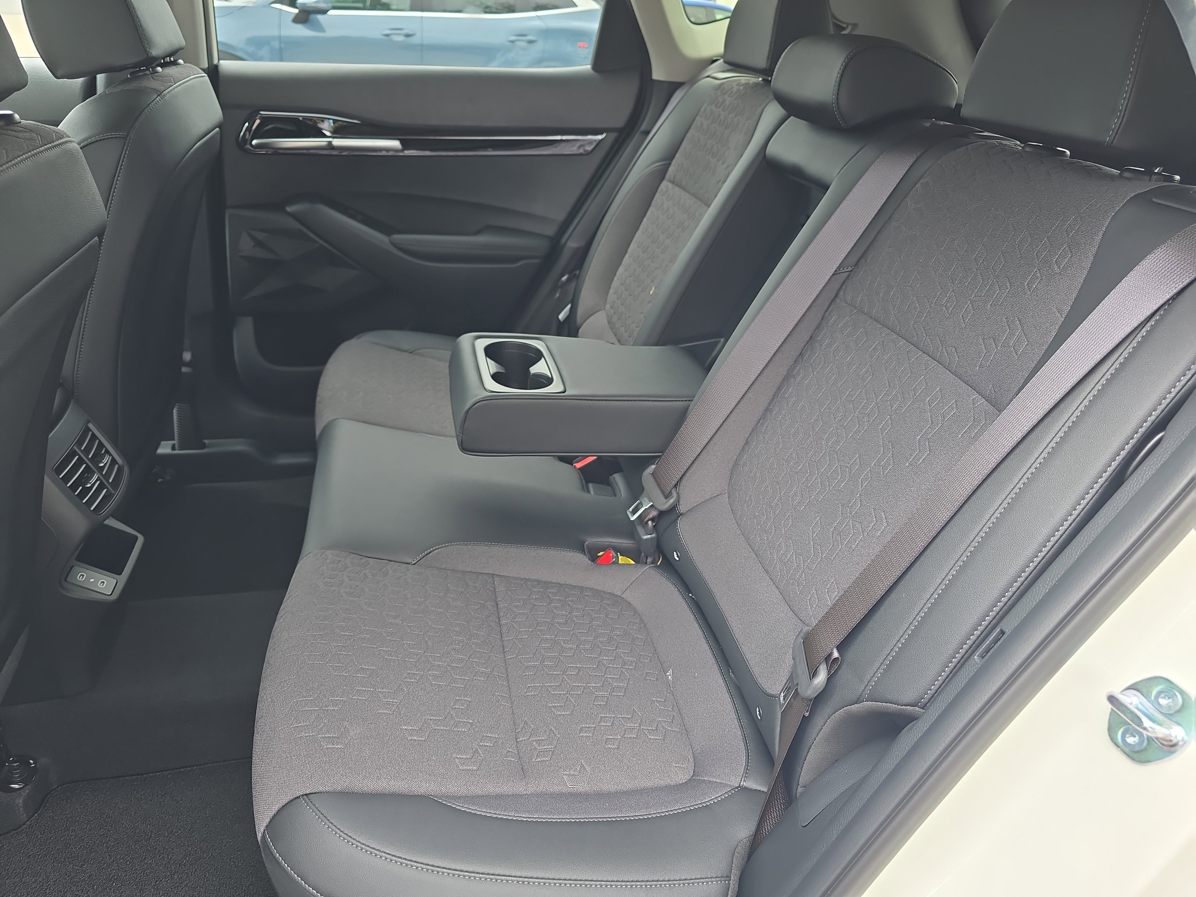 New 2026 Kia Seltos S image 14