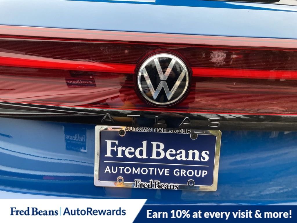 New 2026 Volkswagen Atlas Cross Sport SEL R-Line image 8