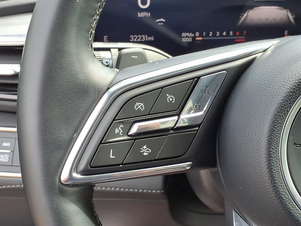 Certified 2025 Buick Enclave Preferred AWD/4WD image 18