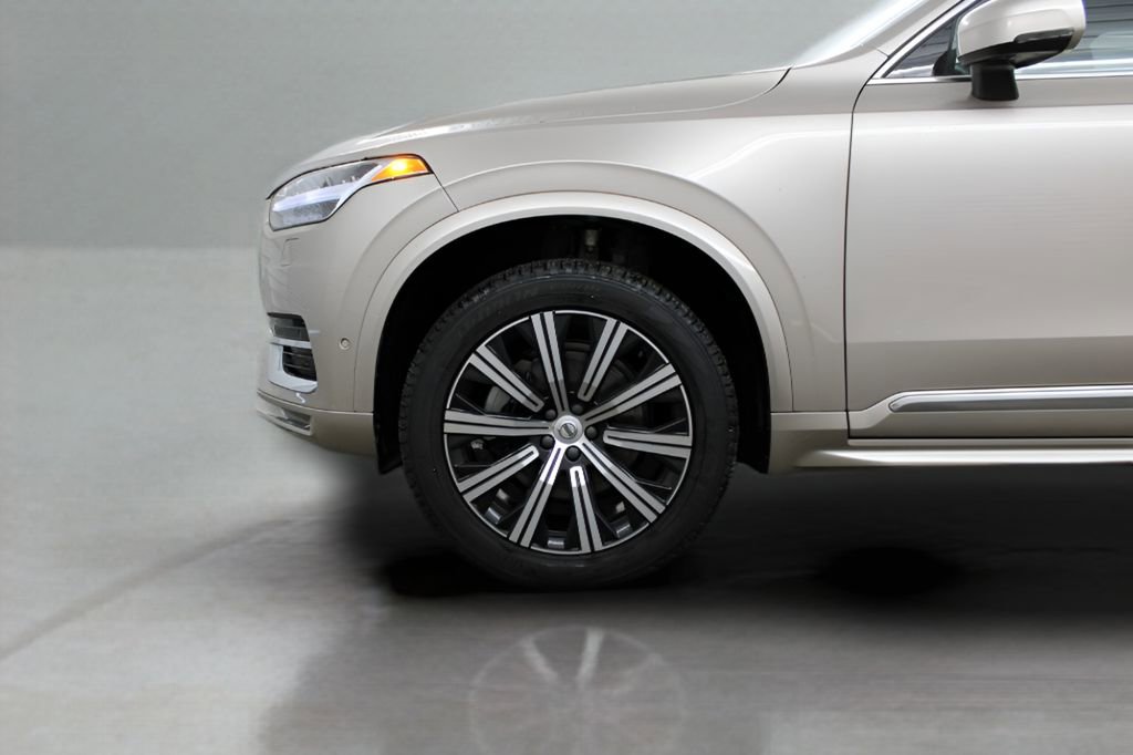 Used 2023 Volvo XC90 B5 Plus w/ Protection Package Premier image 8