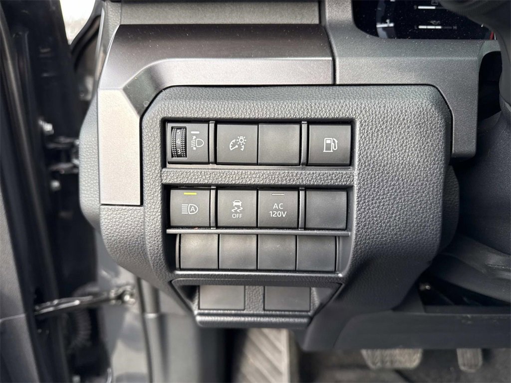 Used 2025 Toyota 4Runner TRD Off-Road image 13