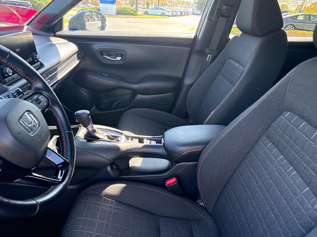 Certified 2025 Honda HR-V Sport image 13
